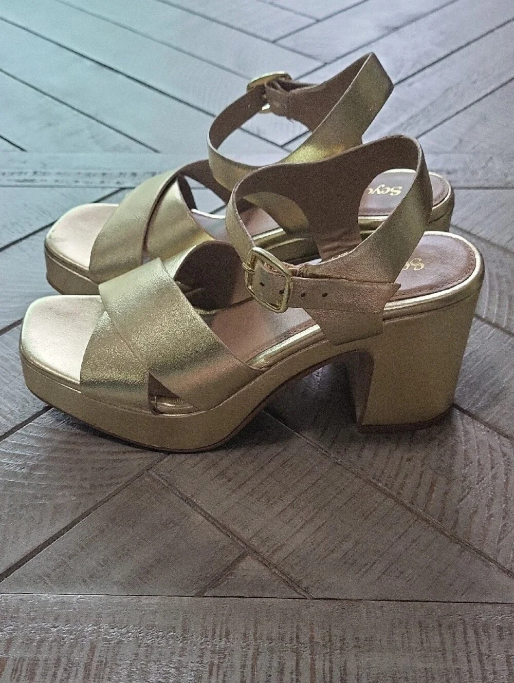 Seychelles Metallic Gold Leather Platform Sandals Ankle Strap Boho 70s